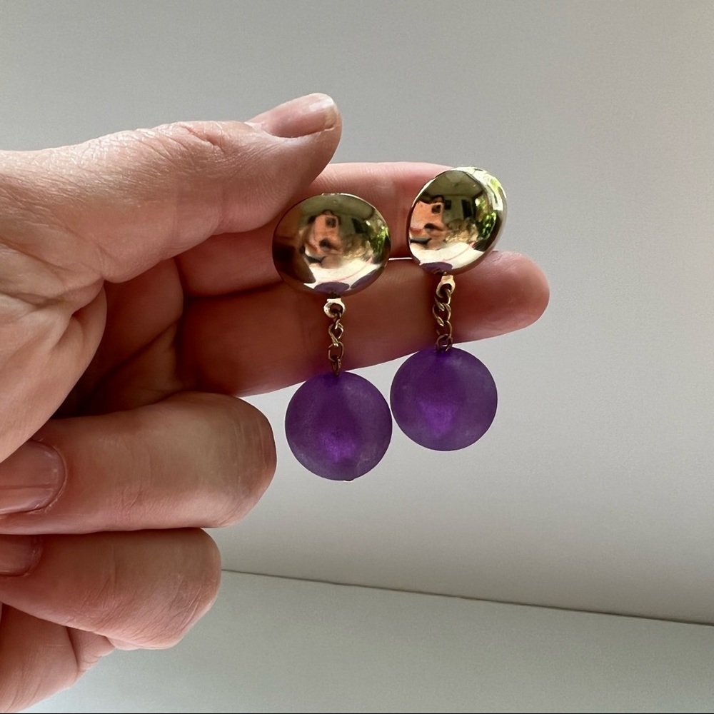 Vintage Purple Dangle Earrings Clip Ons - Picture 3 of 5